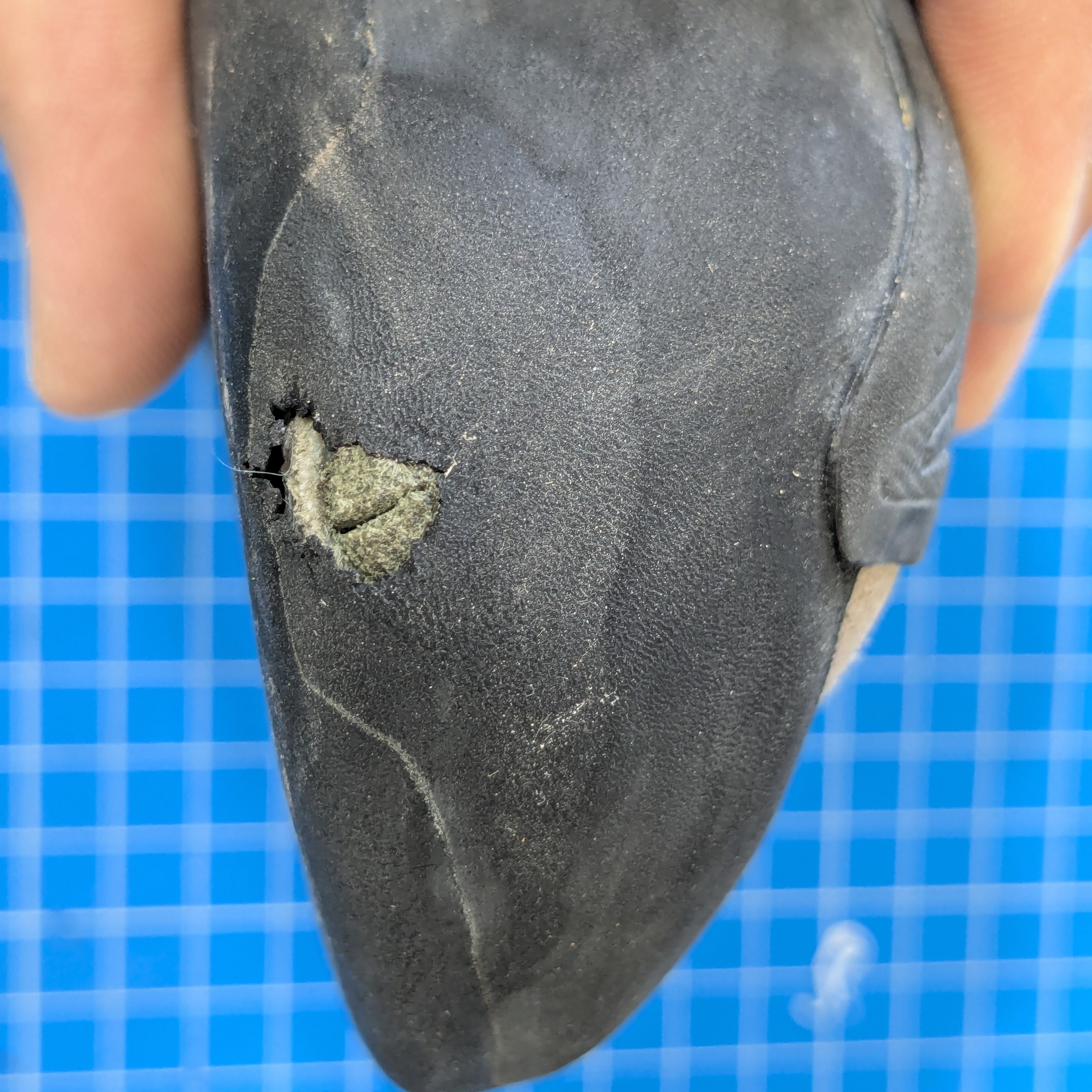 Poor condition toe